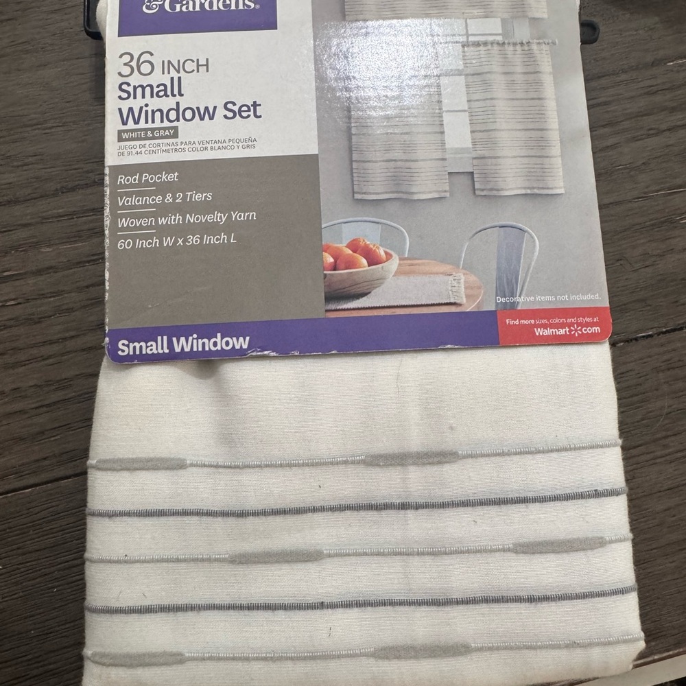 Better Homes & Gardens White and Gray Window Set